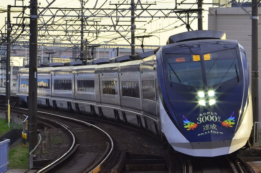 Keisei AE series set AE7F in revenue service in 2018
