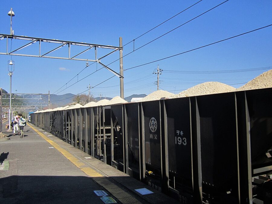 Chichibu freight train through Nagatoro