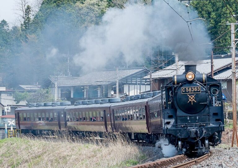 Chichibu Railway: The Line That Eats a Mountain