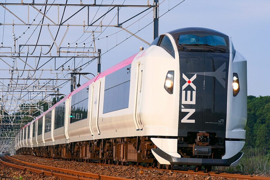 JR East E259 series Narita Express bound for Ofuna and Omiya