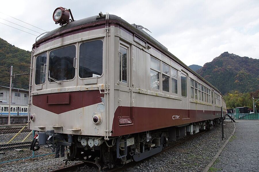 DeHa 107 preserved at Mitsumineguchi vehicle park