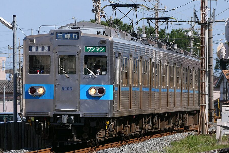 Chichibu Railway 5000 series 5203 at Kumagaya