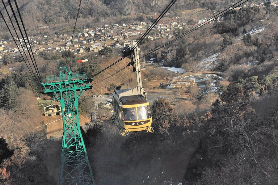 Hodosan ropeway above Nagatoro