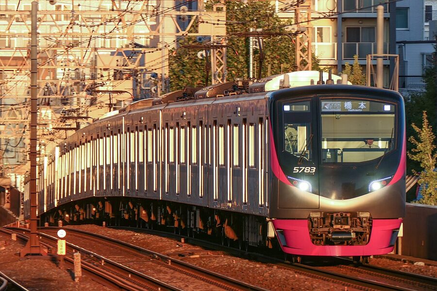 Keio 5000 series II Keio Liner waiting at Shinjuku Station, February 2018