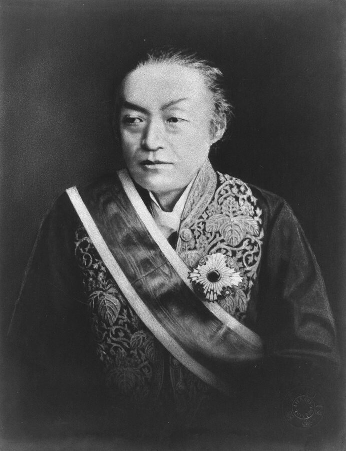 Portrait of Iwakura Tomomi, founding backer of Nippon Tetsudo