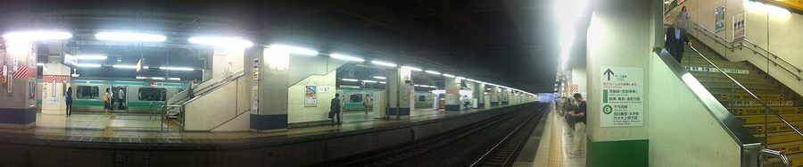 JR East Joban Line Kitasenju Station platform