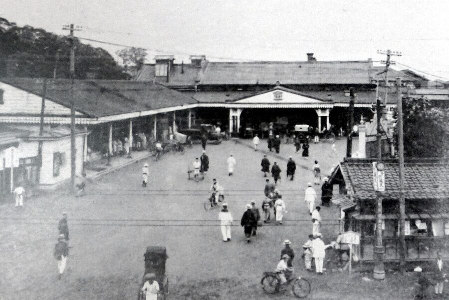 Ueno Station south exit, 1912