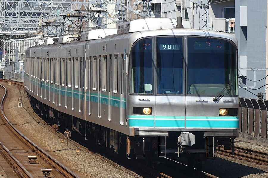 Tokyo Metro 9000 series Namboku Line train