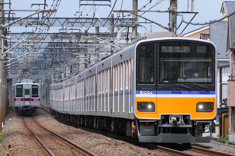 Tobu Tojo Line 50090 series with 10030 series