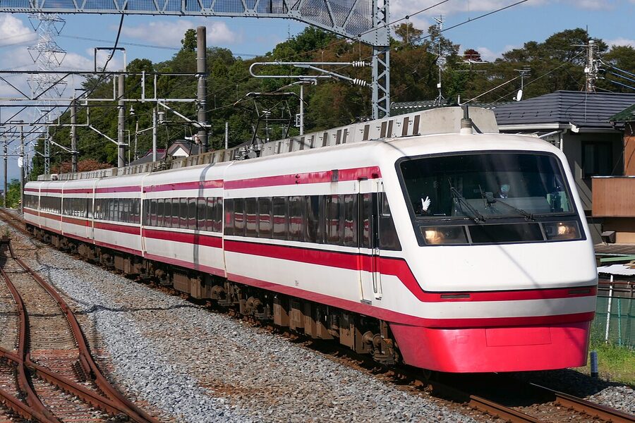 200 series Ryomo limited express on the Isesaki Line