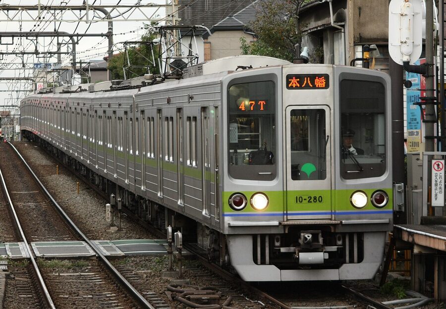 Toei 10-000 series Shinjuku Line train, eighth batch