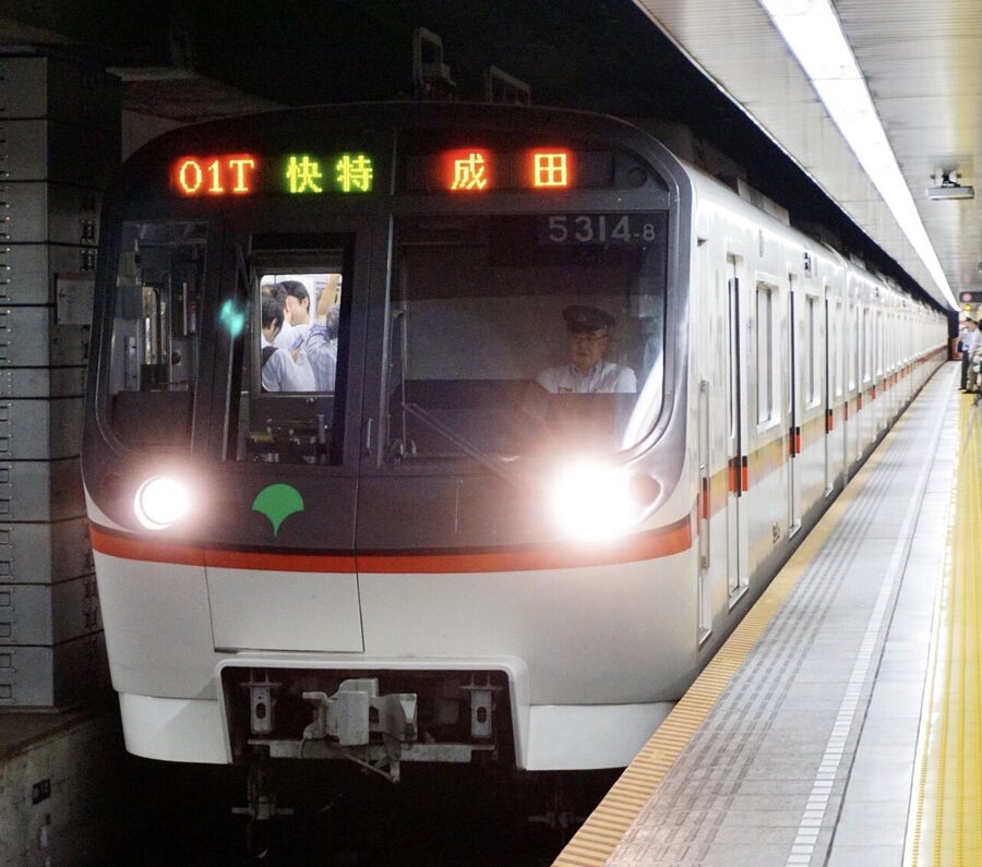 Toei 5300 series running as Keisei Limited Express to Narita