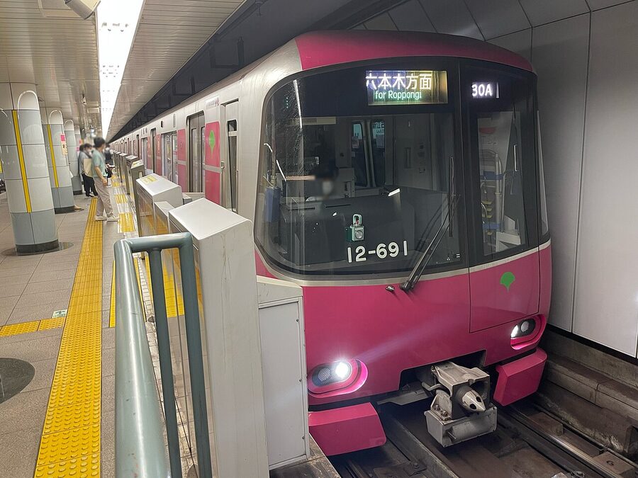 Toei 12-600 series third batch 69F